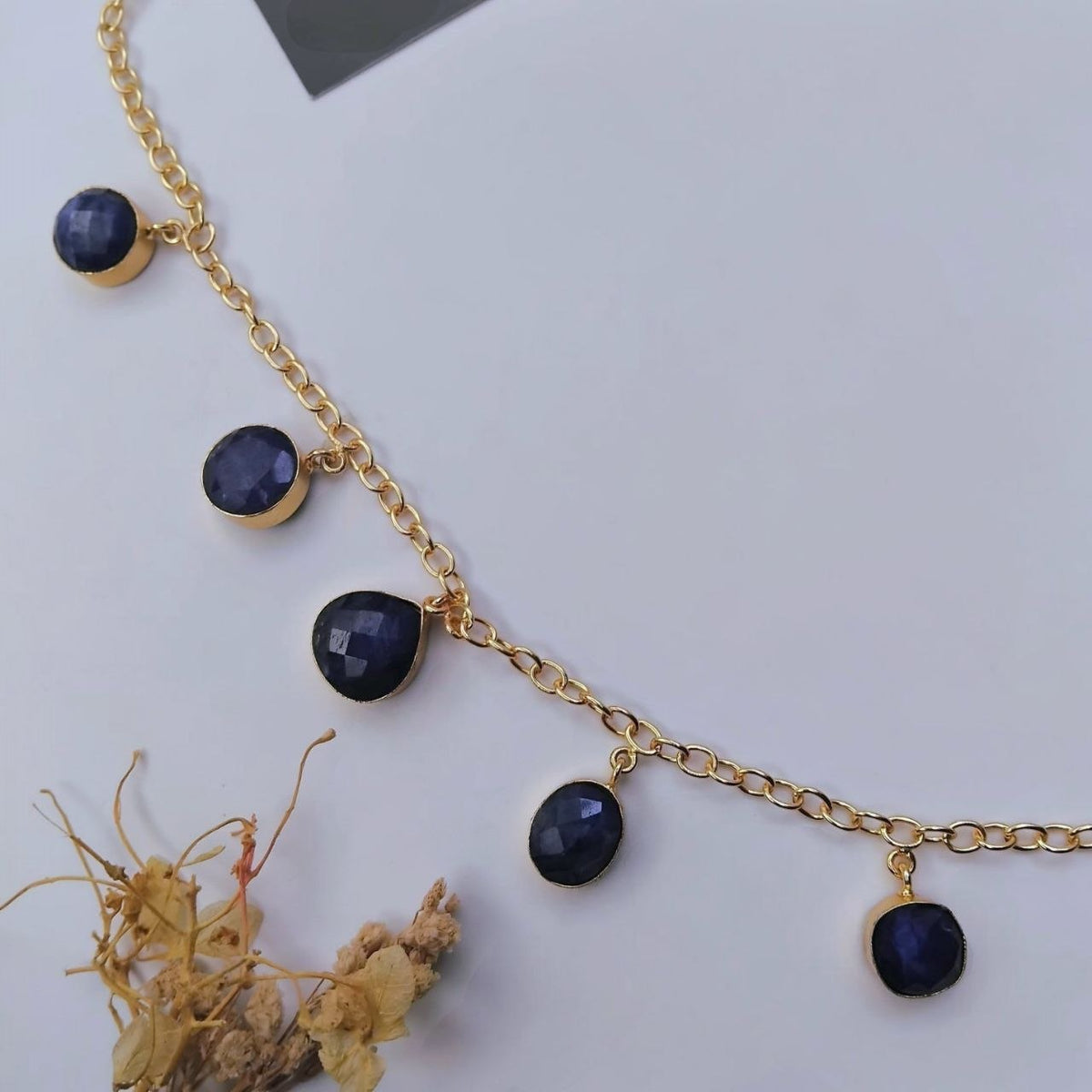 SHAKSHI HANDMADE GOLD TONED NATURAL STONE NECKPIECE OF30