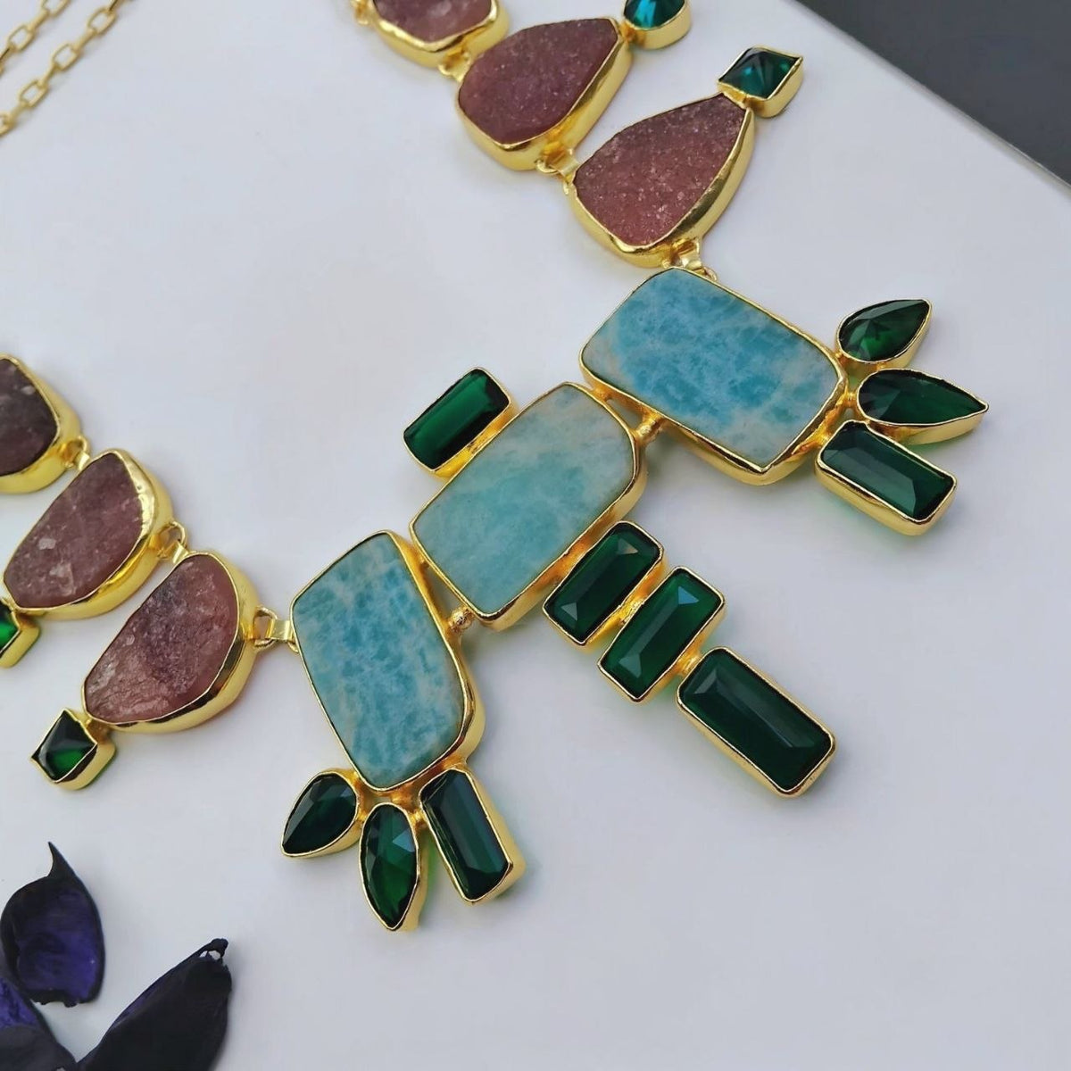 AHAGANA HANDMADE  RAW NATURAL AND GLASS STONE AND MALA/NECKPIECE ML224
