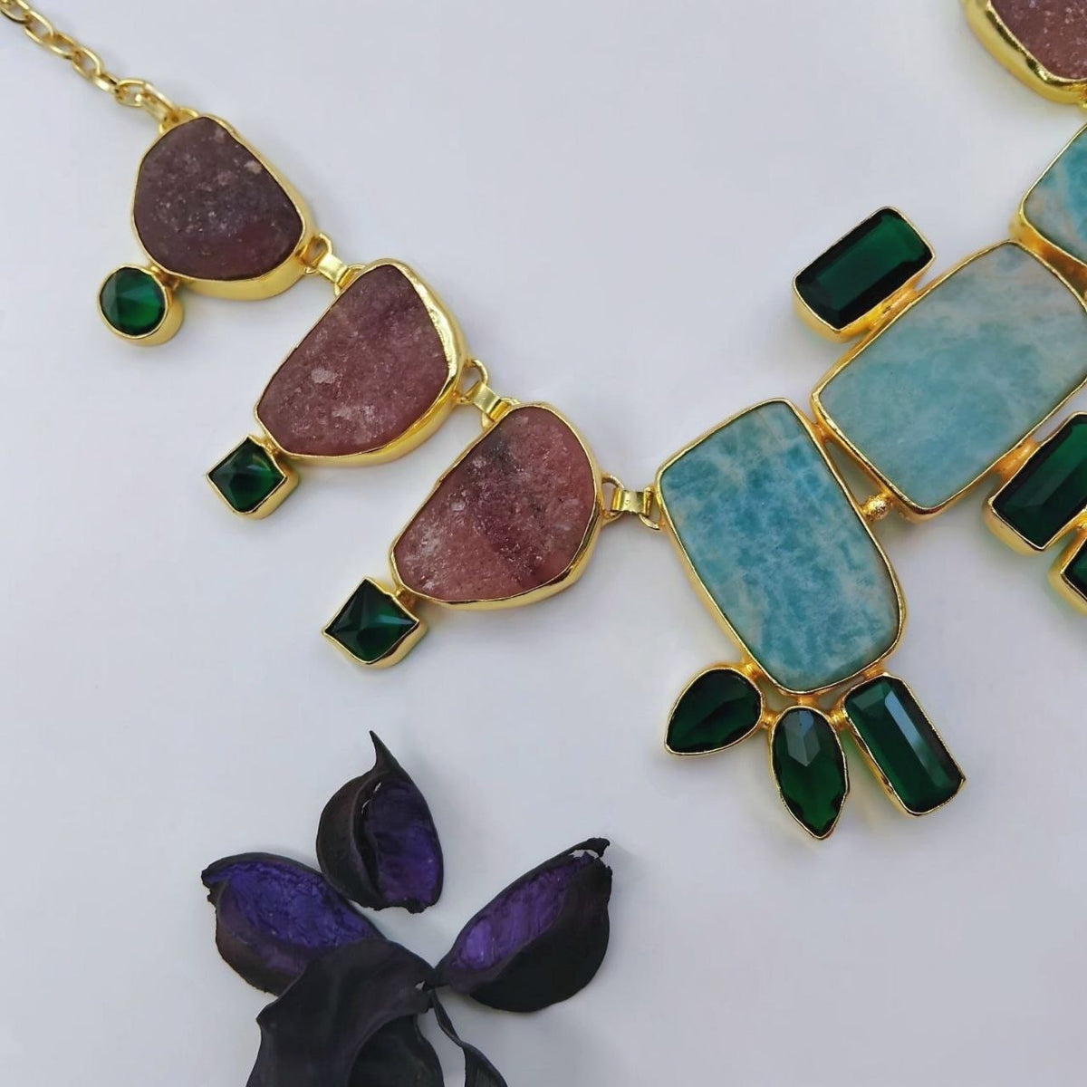 AHAGANA HANDMADE  RAW NATURAL AND GLASS STONE AND MALA/NECKPIECE ML224