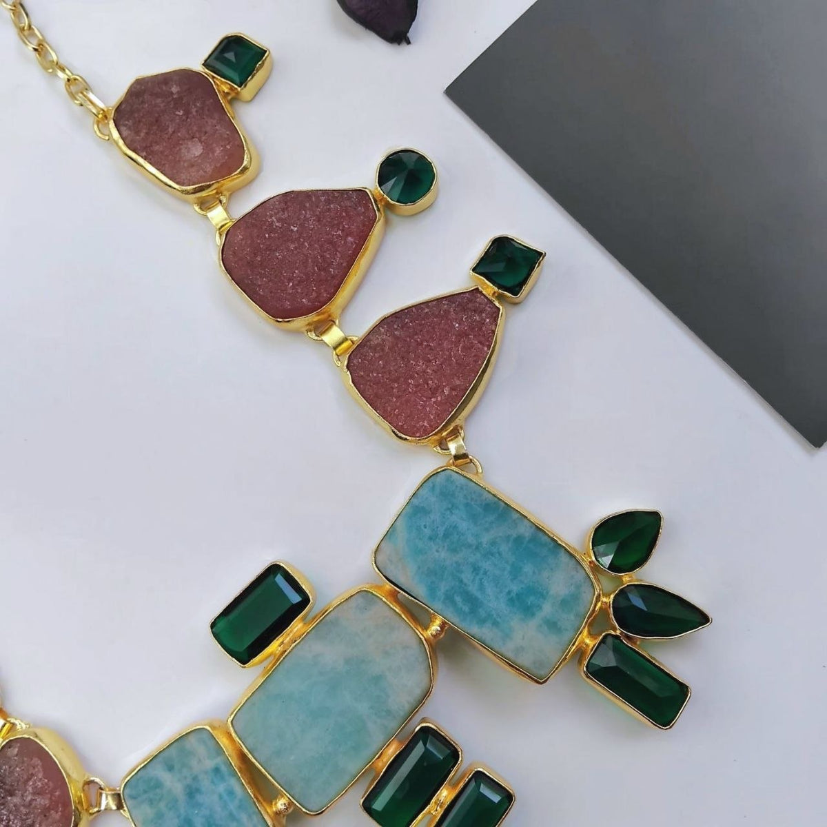 AHAGANA HANDMADE  RAW NATURAL AND GLASS STONE AND MALA/NECKPIECE ML224
