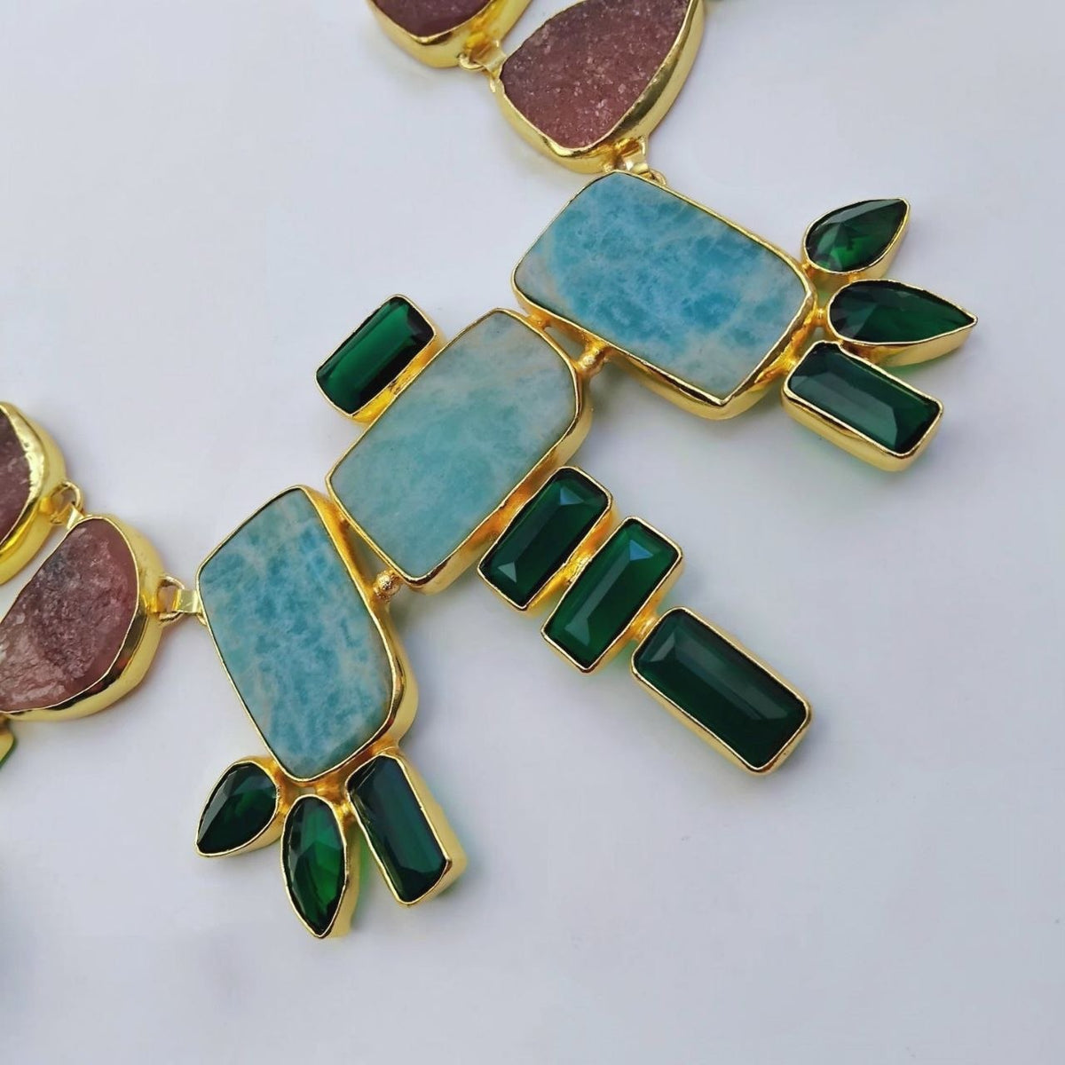 AHAGANA HANDMADE  RAW NATURAL AND GLASS STONE AND MALA/NECKPIECE ML224