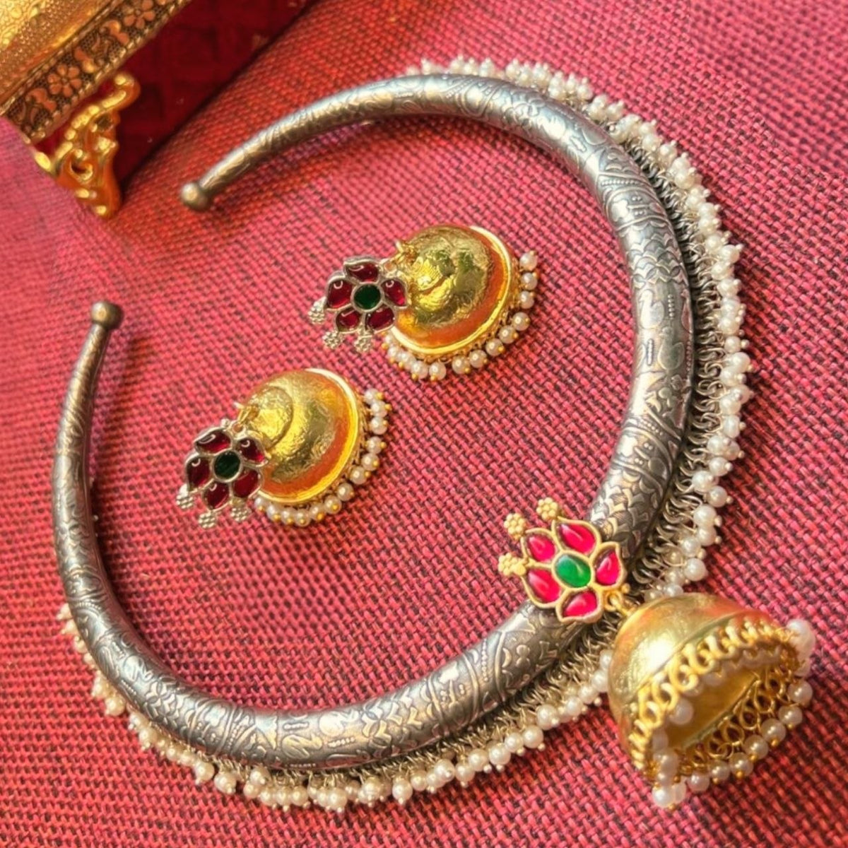 RITHVIKA BIJOUX PREMIUM DUAL TONED HANDMADE NECKLACE/HASLI WITH EARRINGS NL352