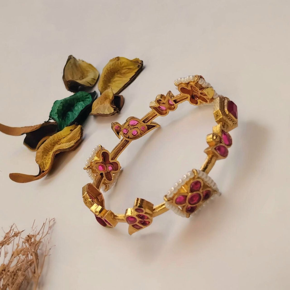 YAMINI GOLD TONED BRASS BANGLES BR214