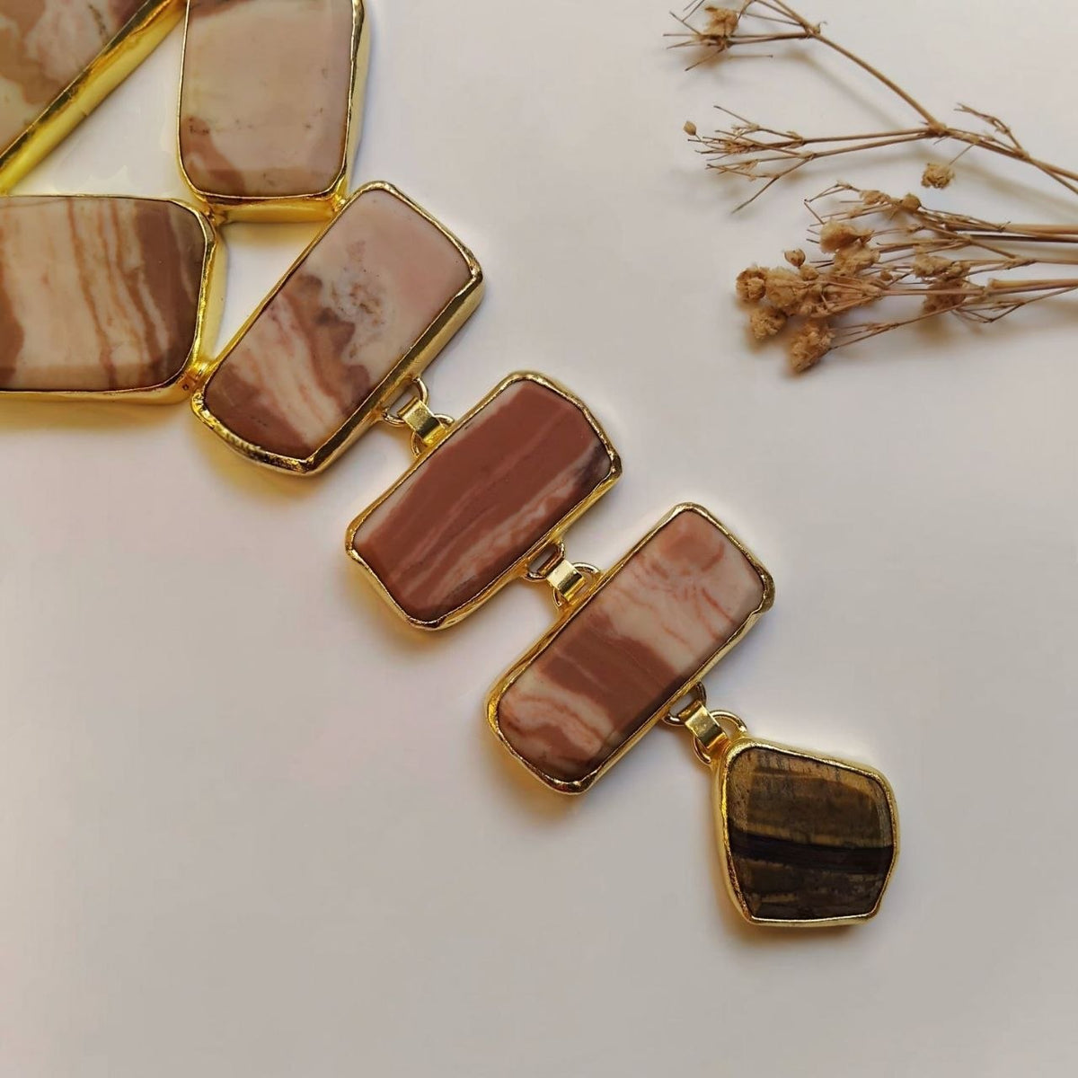 ANAMIKA HANDMADE NATURAL STONE TIE NECKLACE/HASLI NL369