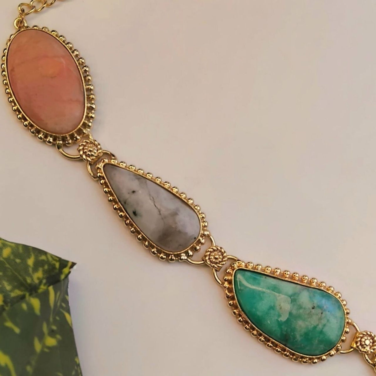 KEMY HANDMADE NATURAL STONE TIE NECKLACE/MALA/NECKPIECE ML233