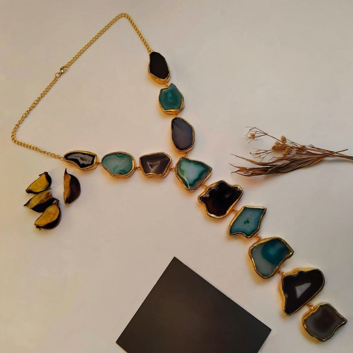 VIHANA HANDMADE NATURAL AGATE STONE TIE NECKLACE ML234