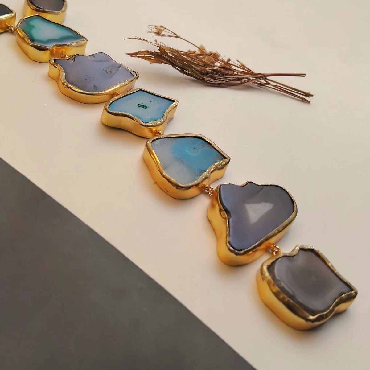 VIHANA HANDMADE NATURAL AGATE STONE TIE NECKLACE ML234