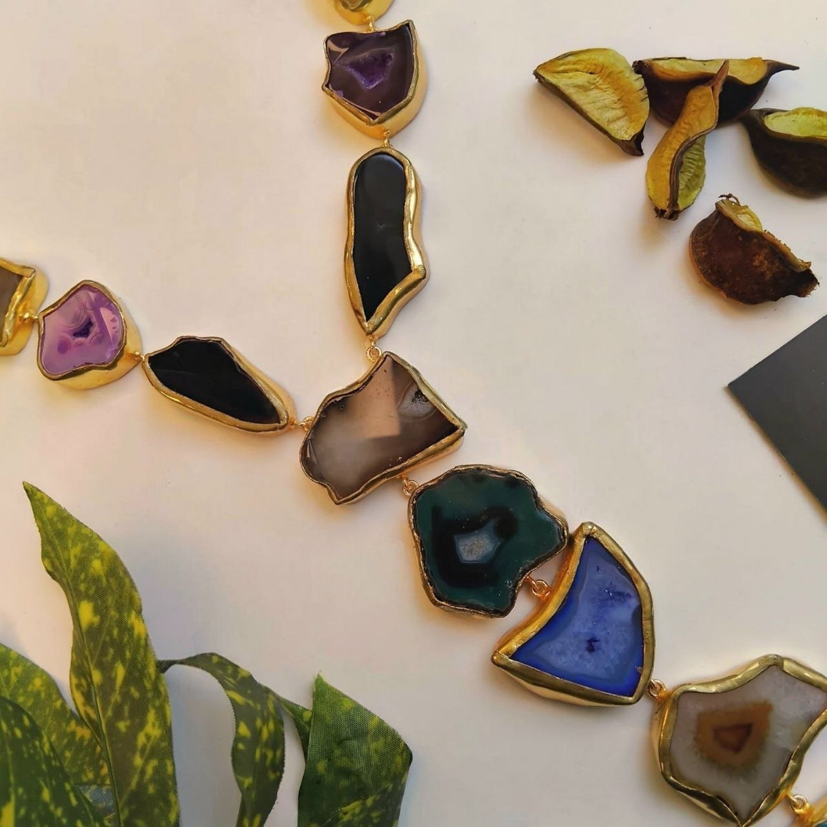 VIHANA HANDMADE NATURAL AGATE STONE TIE NECKLACE ML234