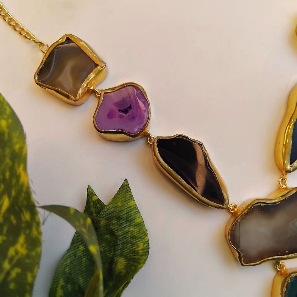 VIHANA HANDMADE NATURAL AGATE STONE TIE NECKLACE ML234