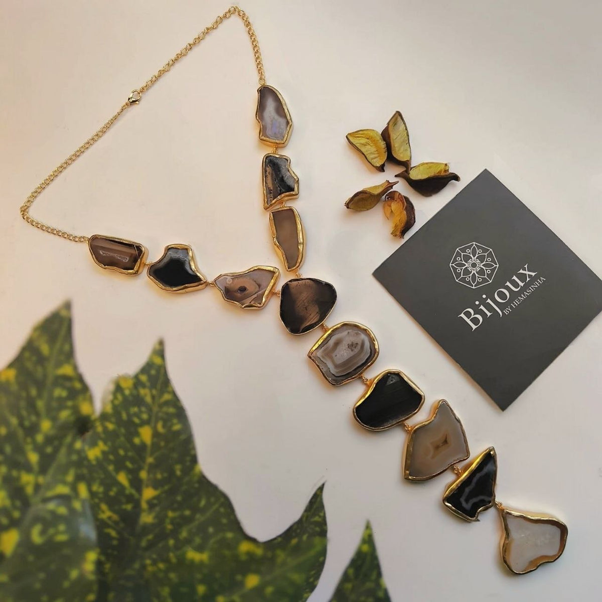 VIHANA HANDMADE NATURAL AGATE STONE TIE NECKLACE ML234