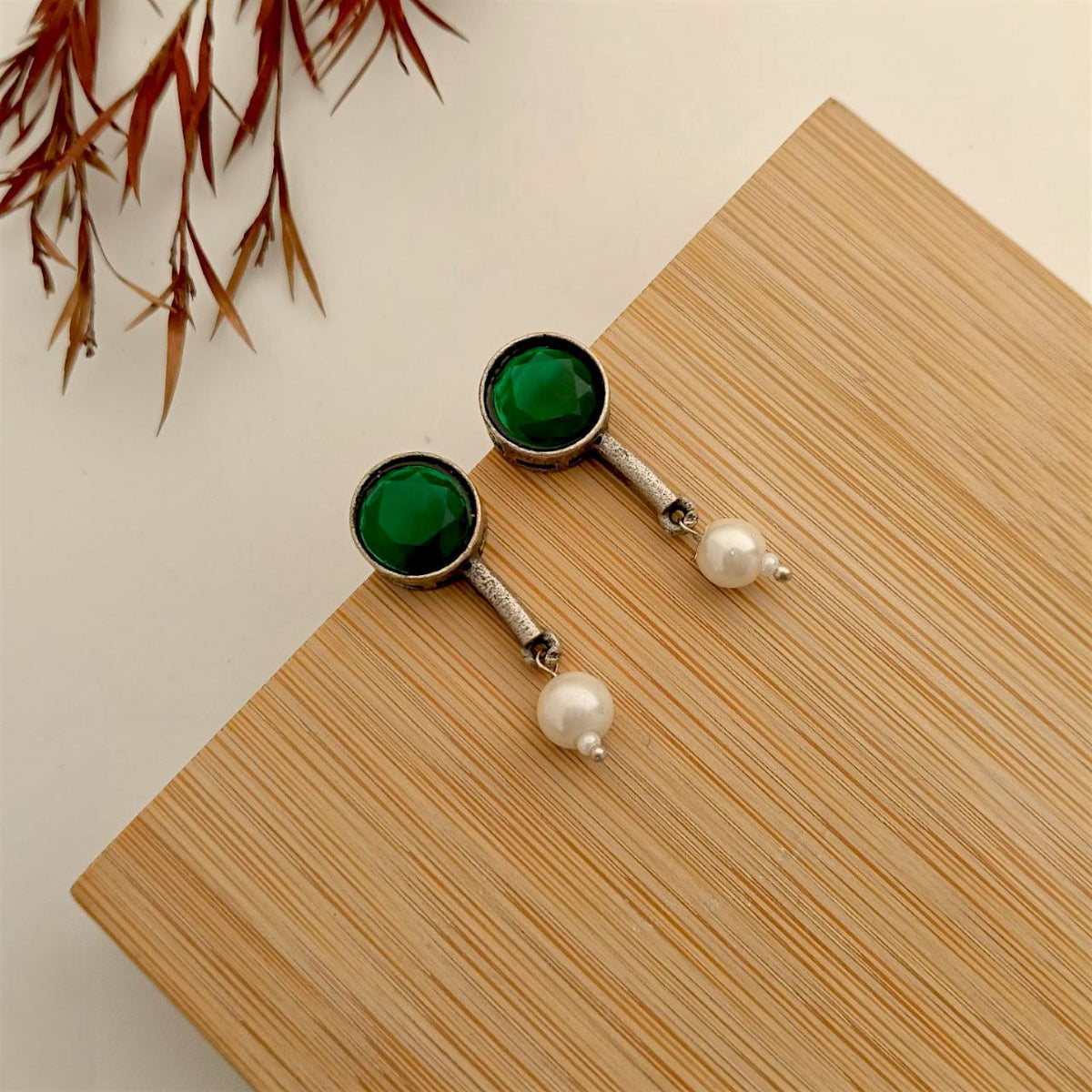 SALOMI SILVER LOOK ALIKE HANDMADE NECKLACE EARRINGS WITH RING NL331