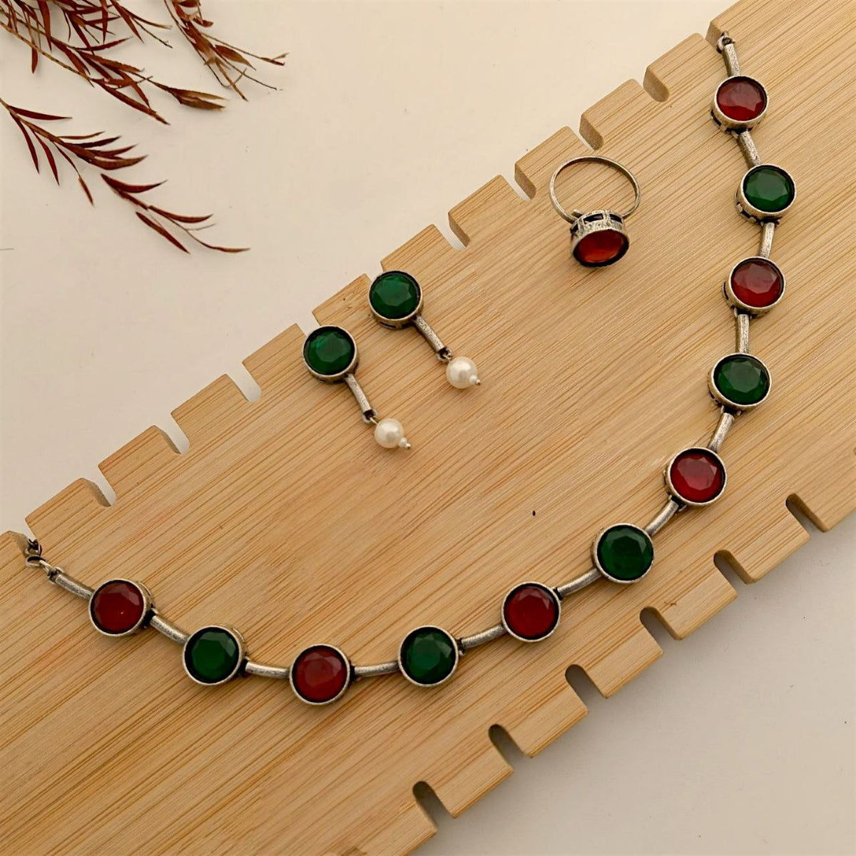 SALOMI SILVER LOOK ALIKE HANDMADE NECKLACE EARRINGS WITH RING NL331